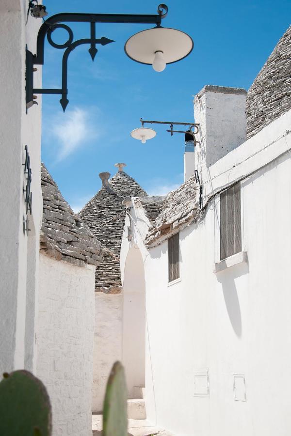 Вілла Monte Adamello - Dimora Nei Trulli Альберобелло Екстер'єр фото