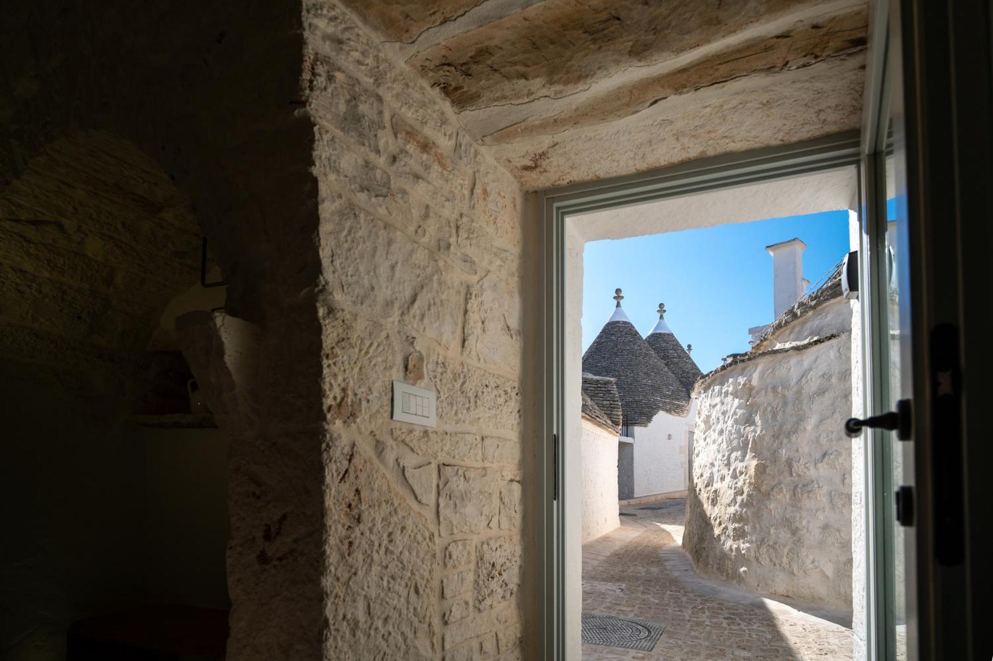 Вілла Monte Adamello - Dimora Nei Trulli Альберобелло Екстер'єр фото